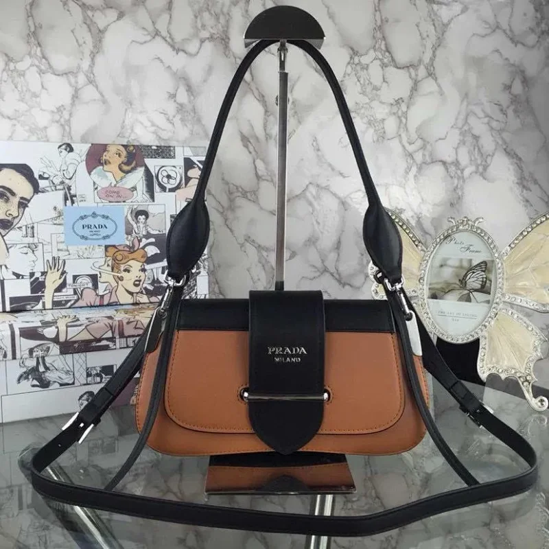 4 4
