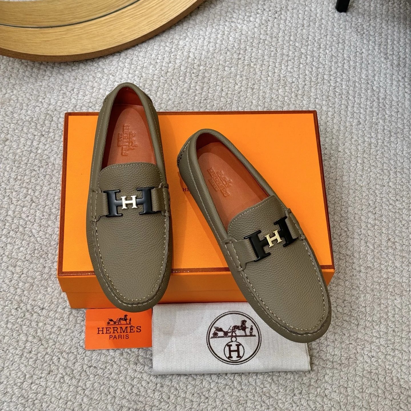 4 4