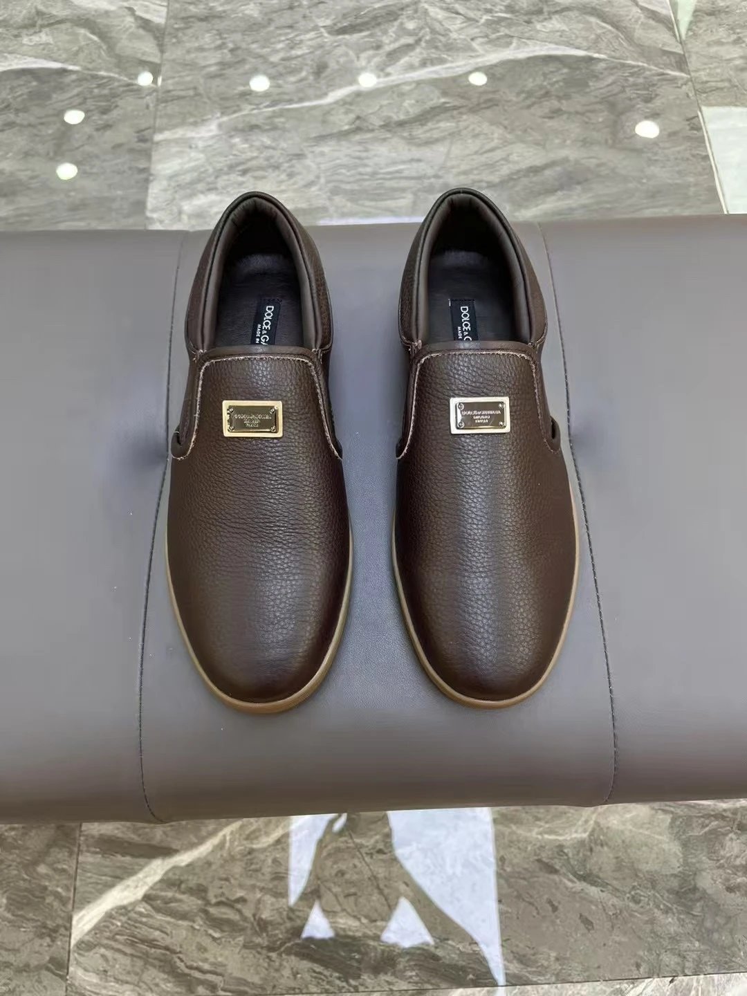 8 8