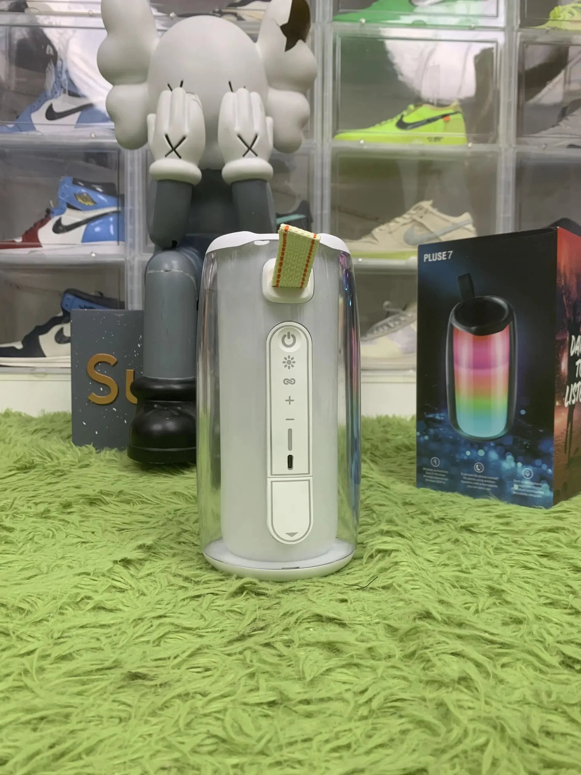 PLUSE 7 White PLUSE 7 White