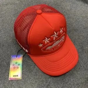 32 32
