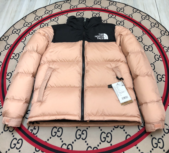 粉色 粉色