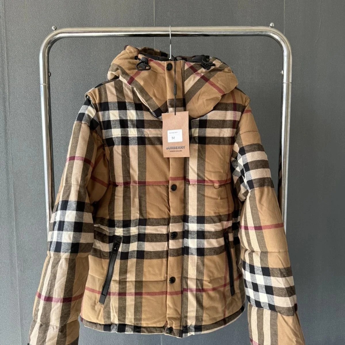 6 6
