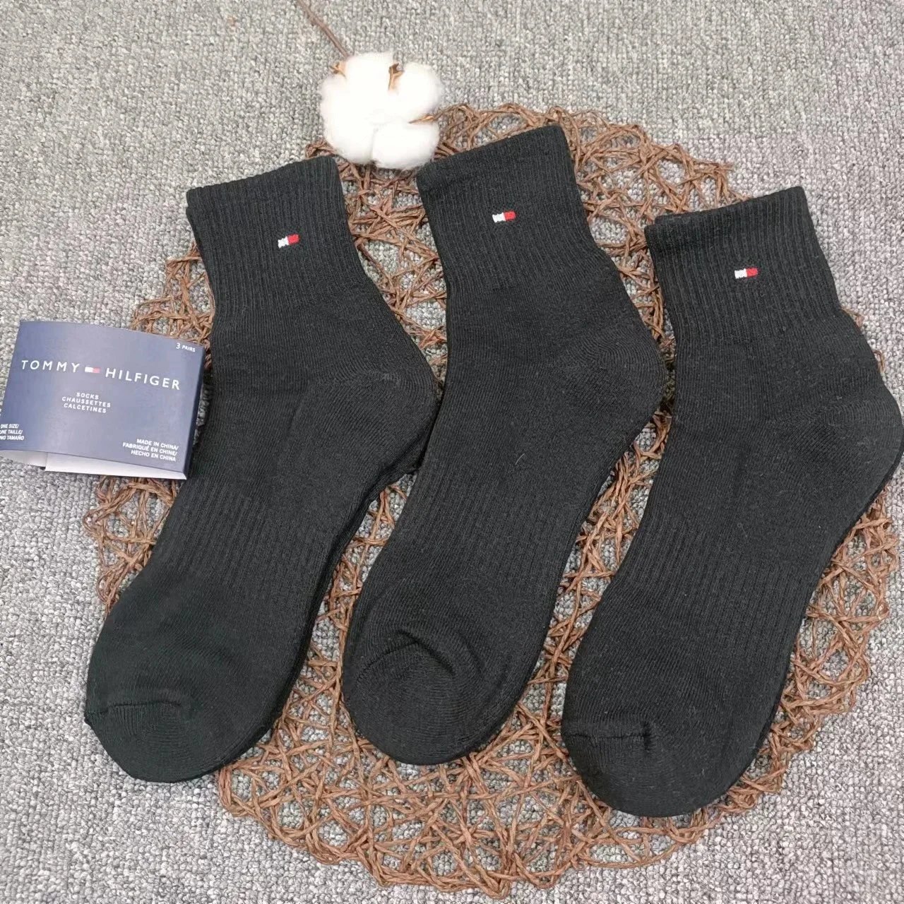 9 9