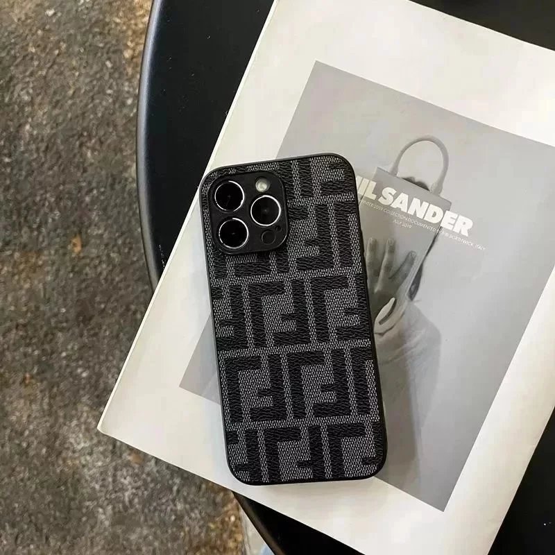 32 32