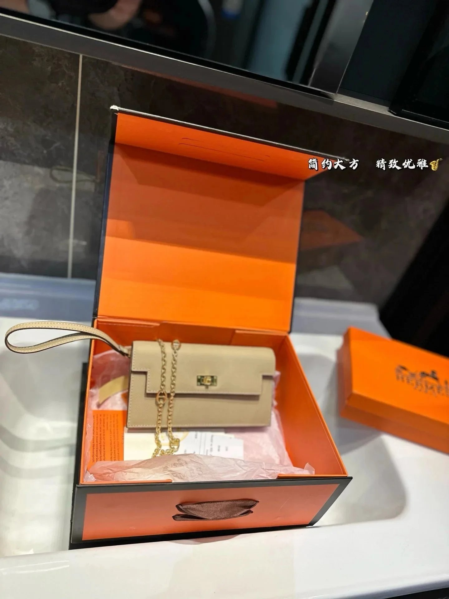 22 22