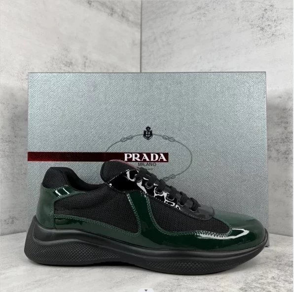 3 3