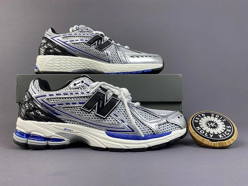 11 11