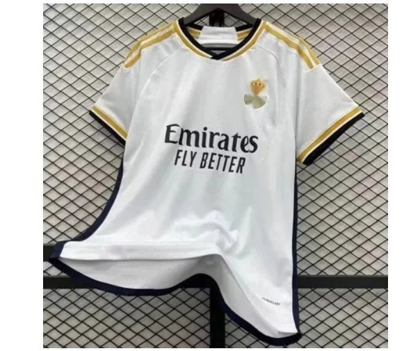 白色黄领 白色黄领