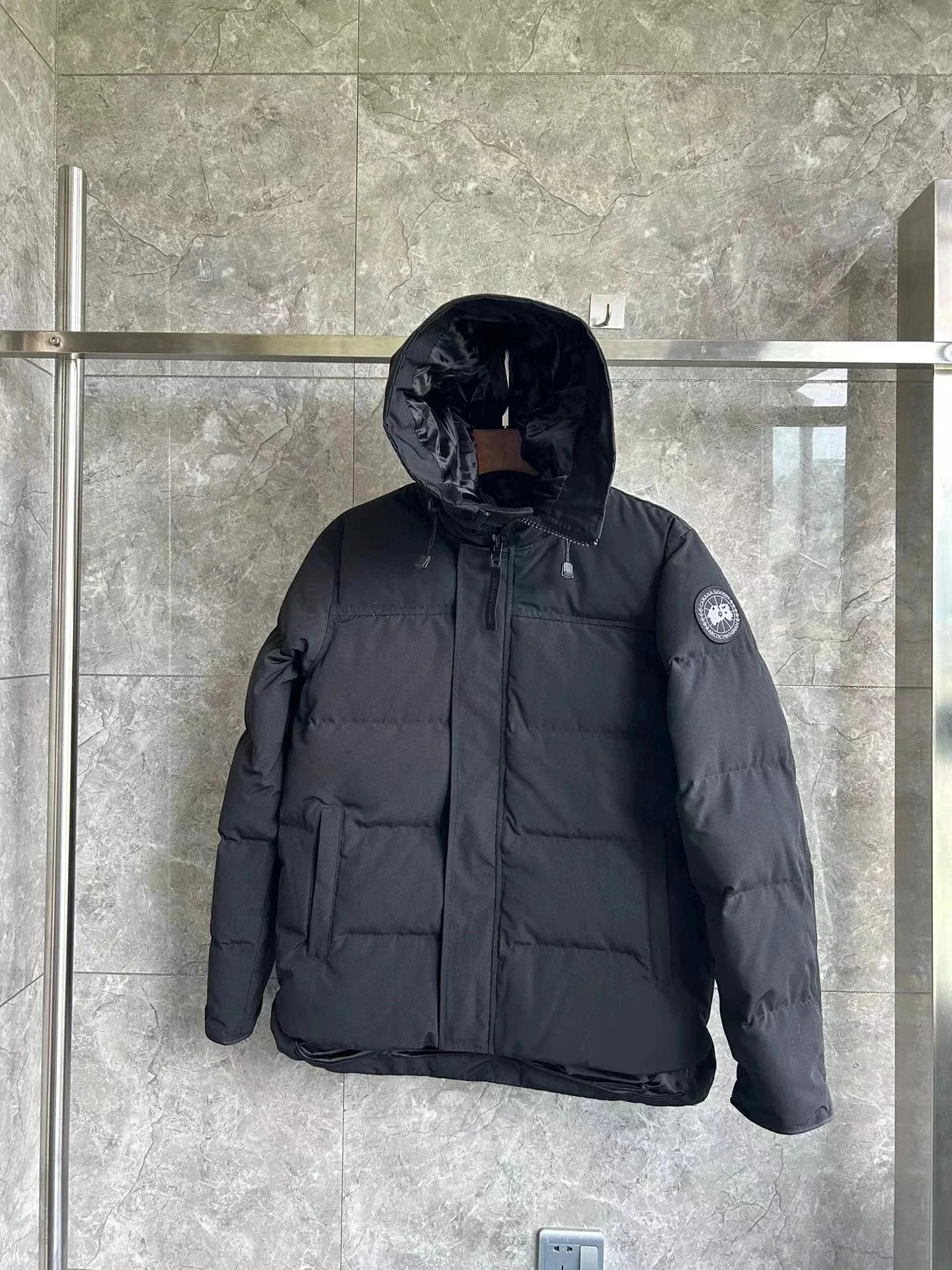 01 01